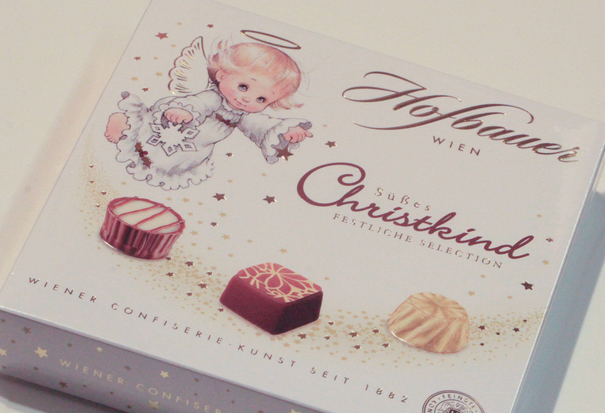 hofbauer_christkind_festliche_selection_groß_c_bonbons_anzinger_c_2020_schokolade_anzinger